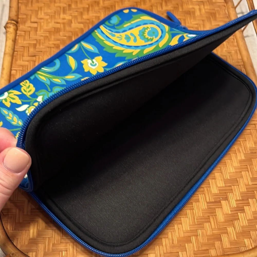 Tablet Zipped Cover